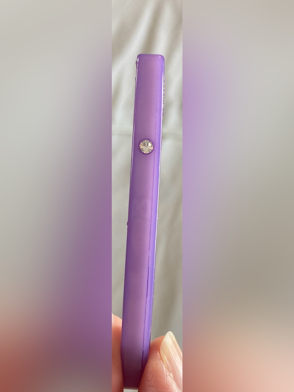 Vintage Buch & Deichmann rhinestone barrette in purple. Measurements in pics